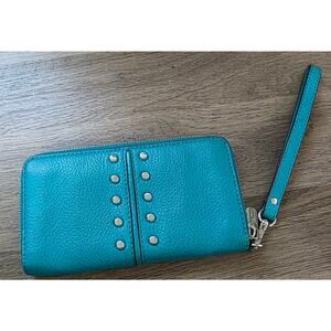 New Michael Kors Astor Continental Wallet in a turquoise "Lagoon" blue leather